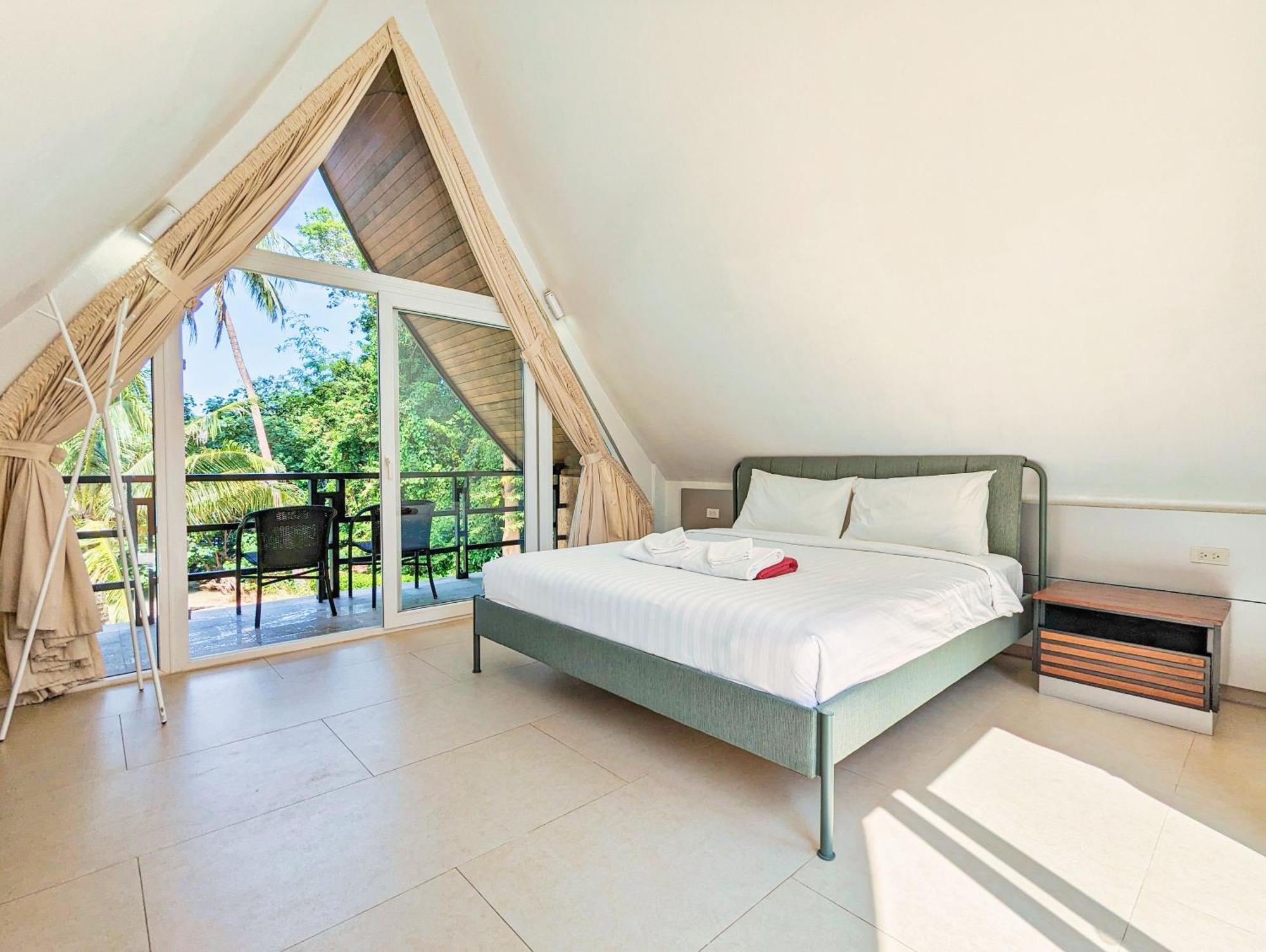 Half Moon Beach Villa - By Kohchangvillas Ко Чанг Экстерьер фото