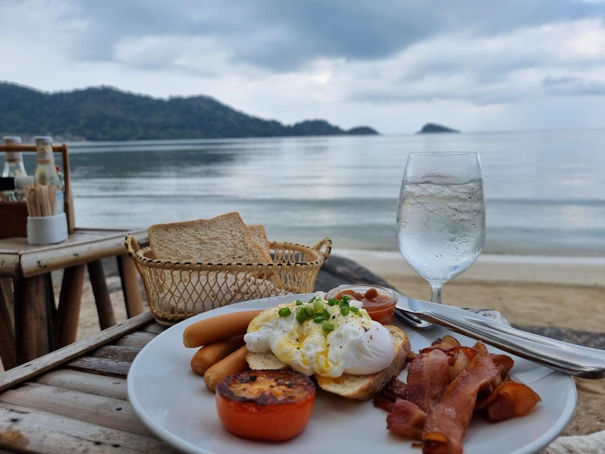 Half Moon Beach Villa - By Kohchangvillas Ко Чанг Экстерьер фото